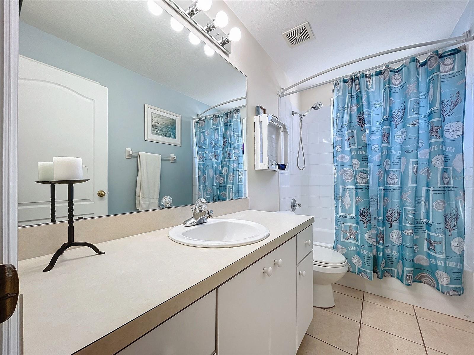 7613 HAMPSHIRE GARDEN PL, APOLLO BEACH, FL, 33572