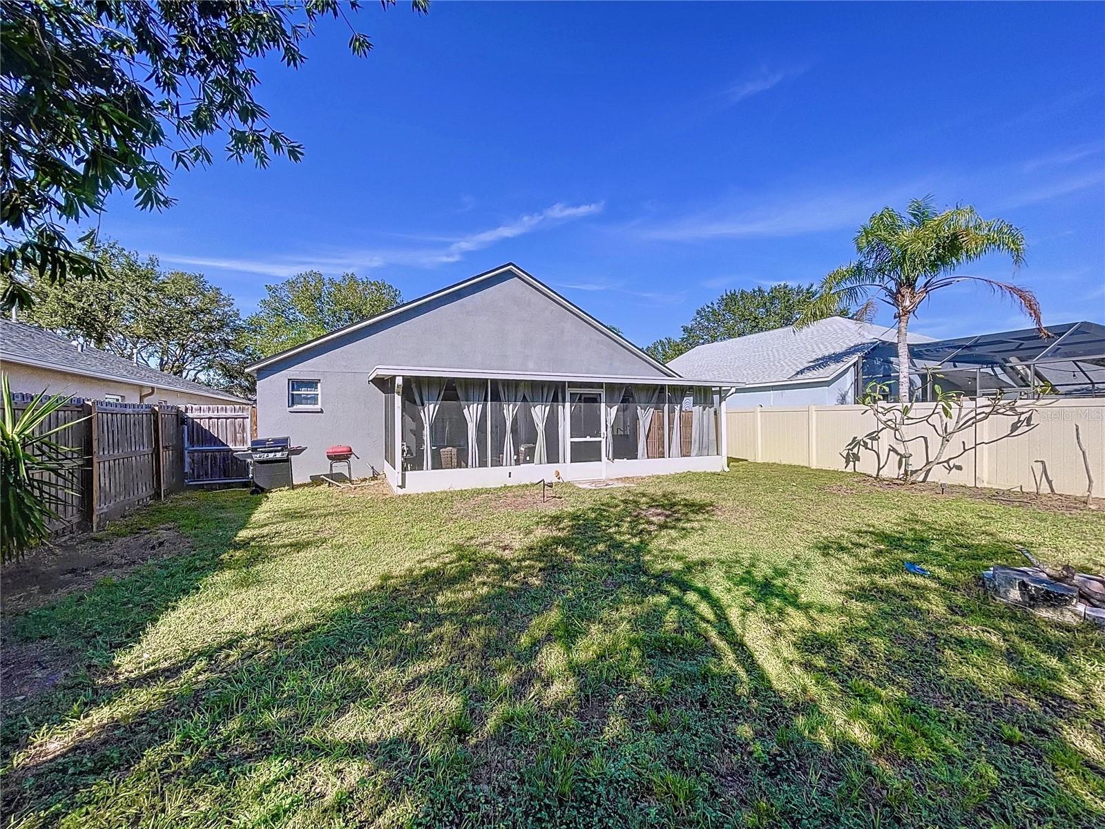 7613 HAMPSHIRE GARDEN PL, APOLLO BEACH, FL, 33572