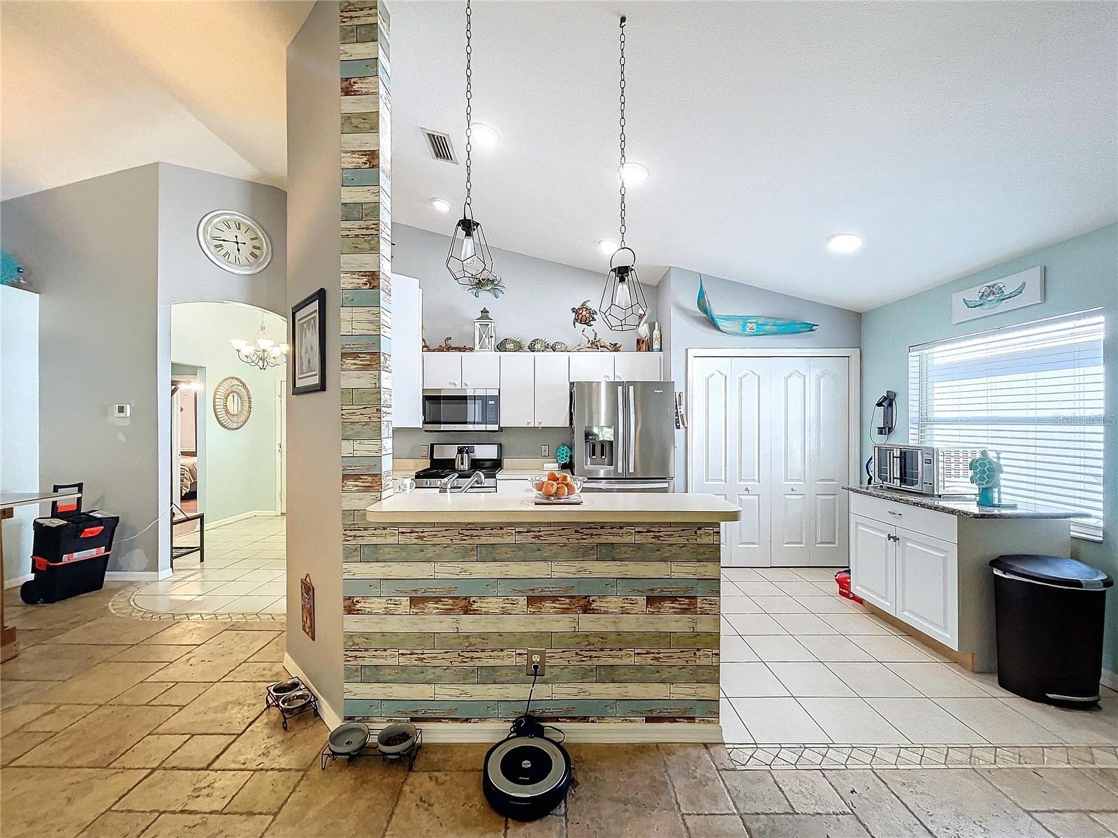 7613 HAMPSHIRE GARDEN PL, APOLLO BEACH, FL, 33572