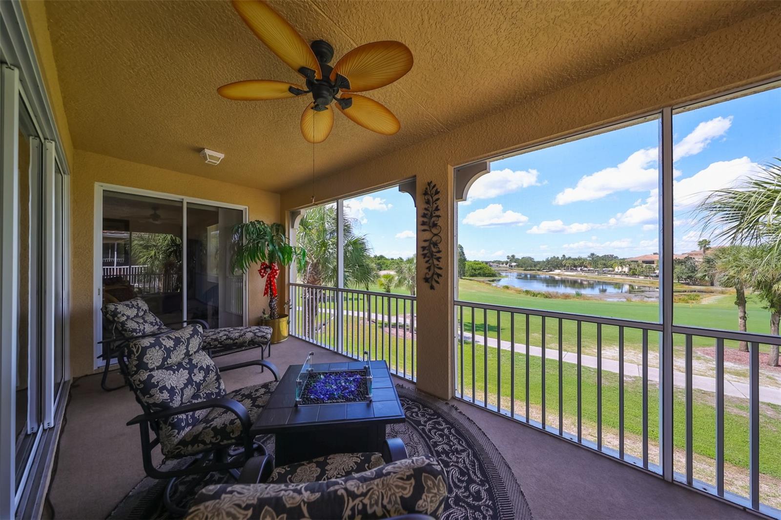 1361 EMERALD DUNES, SUN CITY CENTER, FL, 33573