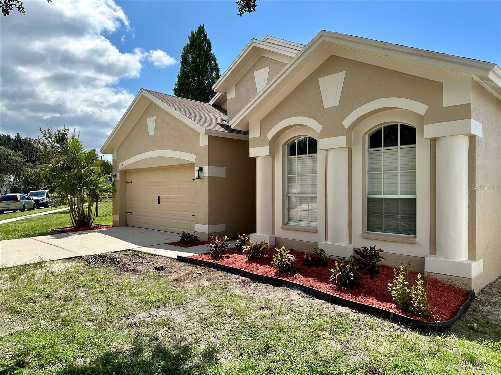 1127 BARCLAY WOOD DR, RUSKIN, FL, 33570