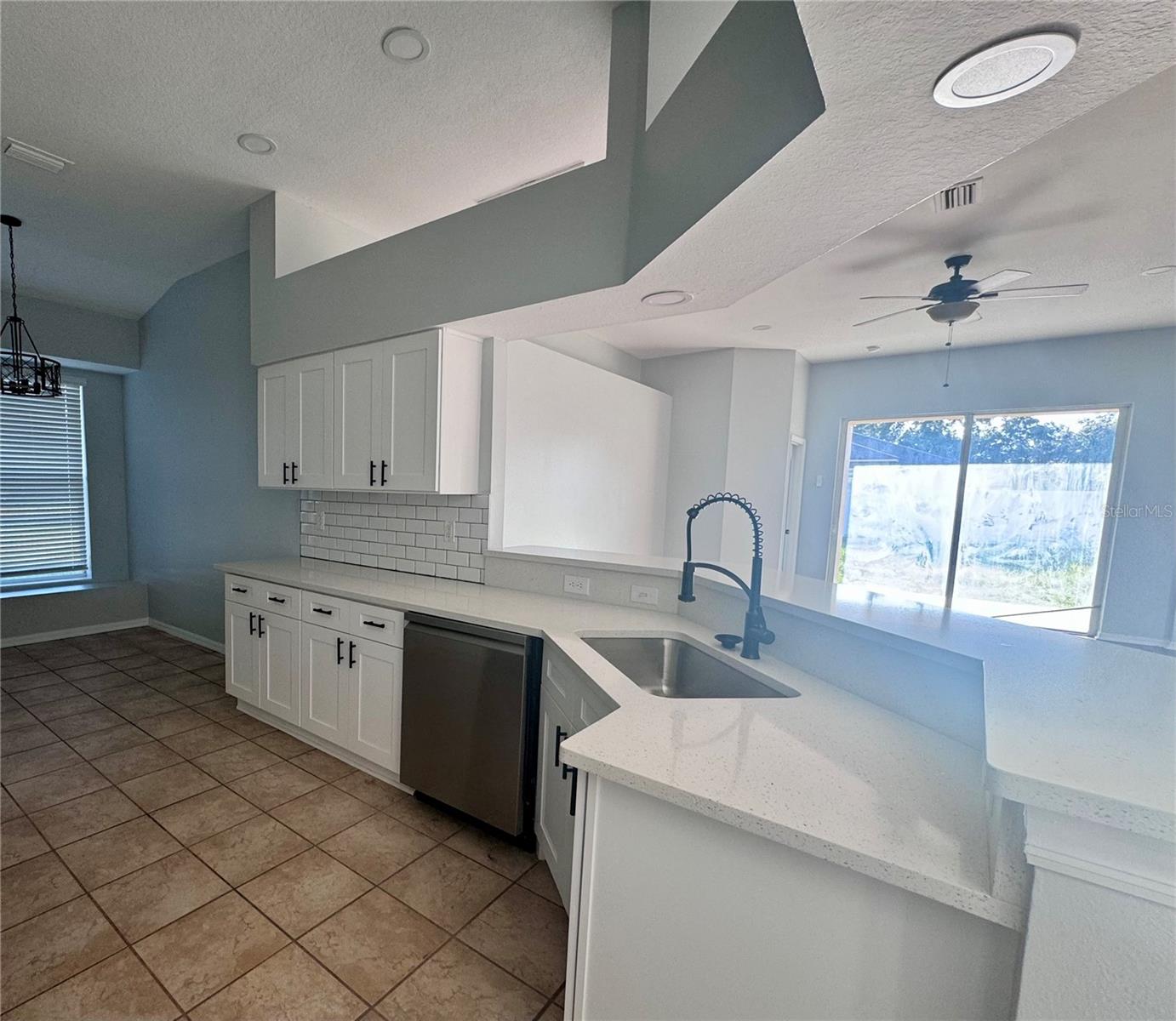 1127 BARCLAY WOOD DR, RUSKIN, FL, 33570