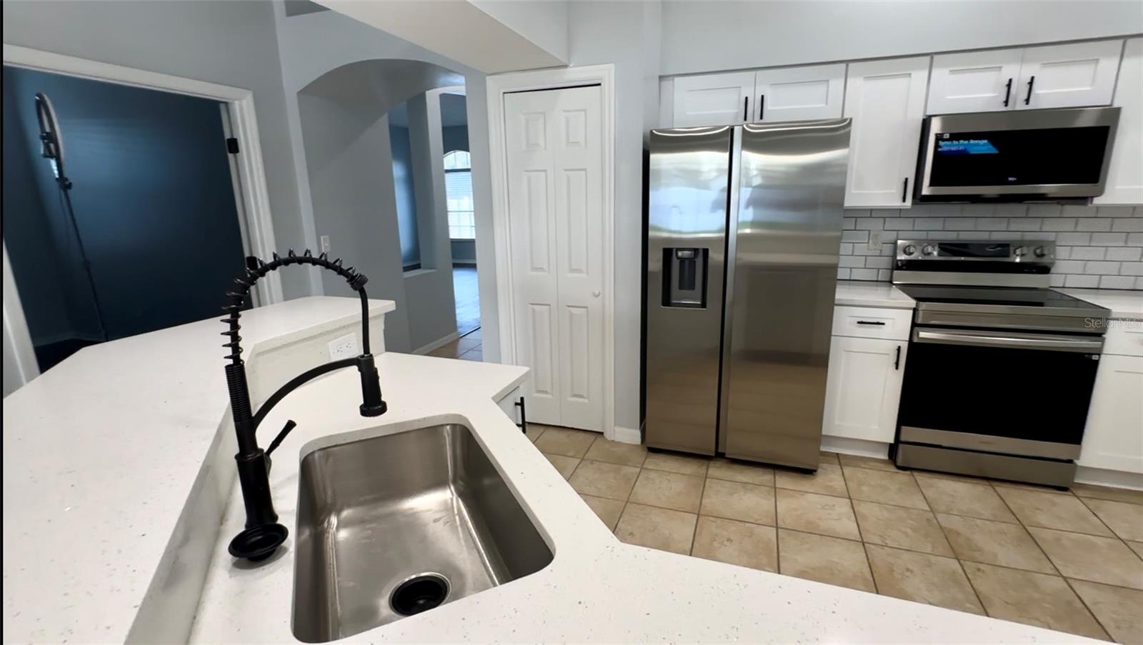 1127 BARCLAY WOOD DR, RUSKIN, FL, 33570