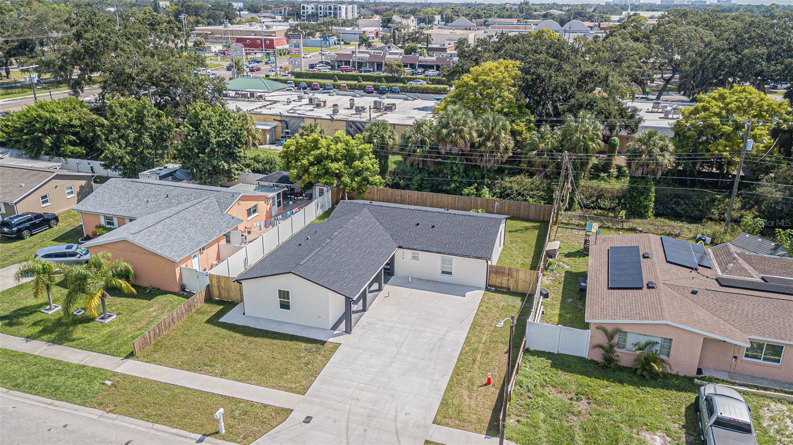 7408 W HENRY AVE, TAMPA, FL, 33615