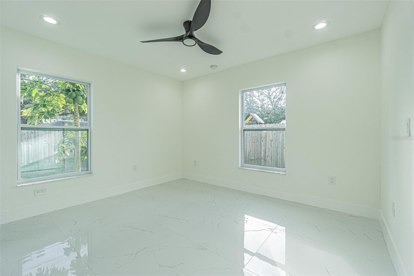 7408 W HENRY AVE, TAMPA, FL, 33615