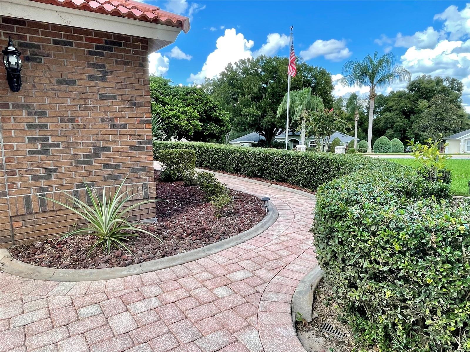 39331 TREELINE DR, LADY LAKE, FL, 32159