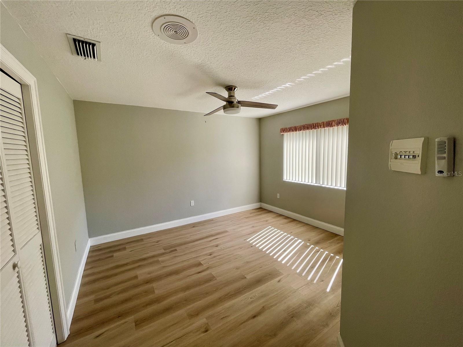 39331 TREELINE DR, LADY LAKE, FL, 32159