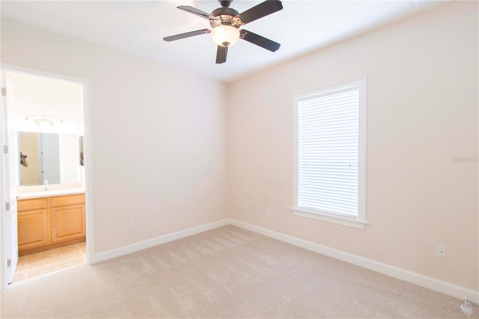 1380 E LAKE SHORE BLVD, KISSIMMEE, FL, 34744