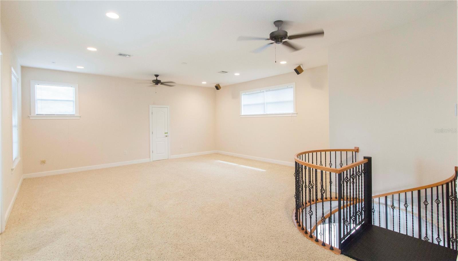 1380 E LAKE SHORE BLVD, KISSIMMEE, FL, 34744