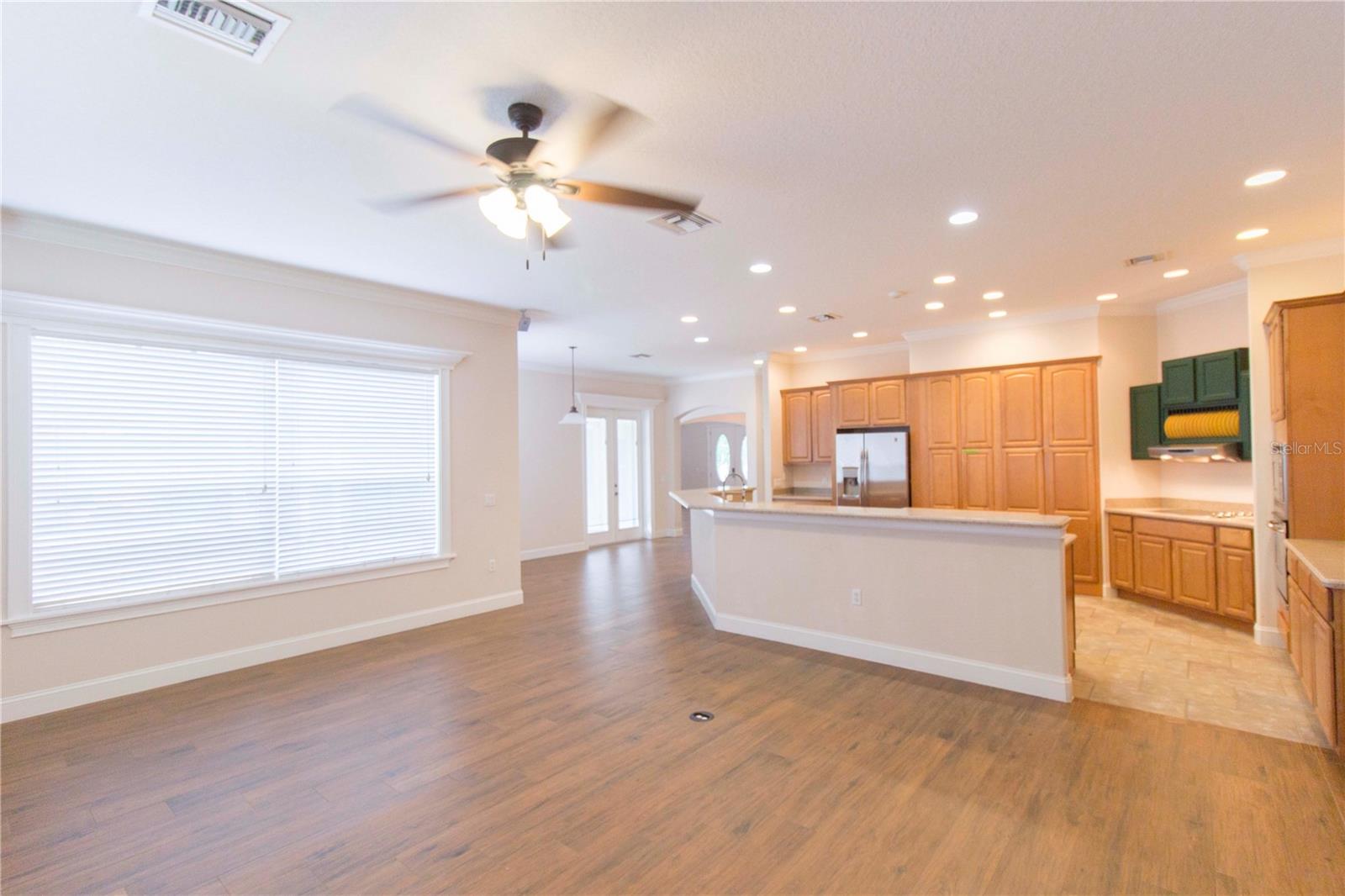 1380 E LAKE SHORE BLVD, KISSIMMEE, FL, 34744