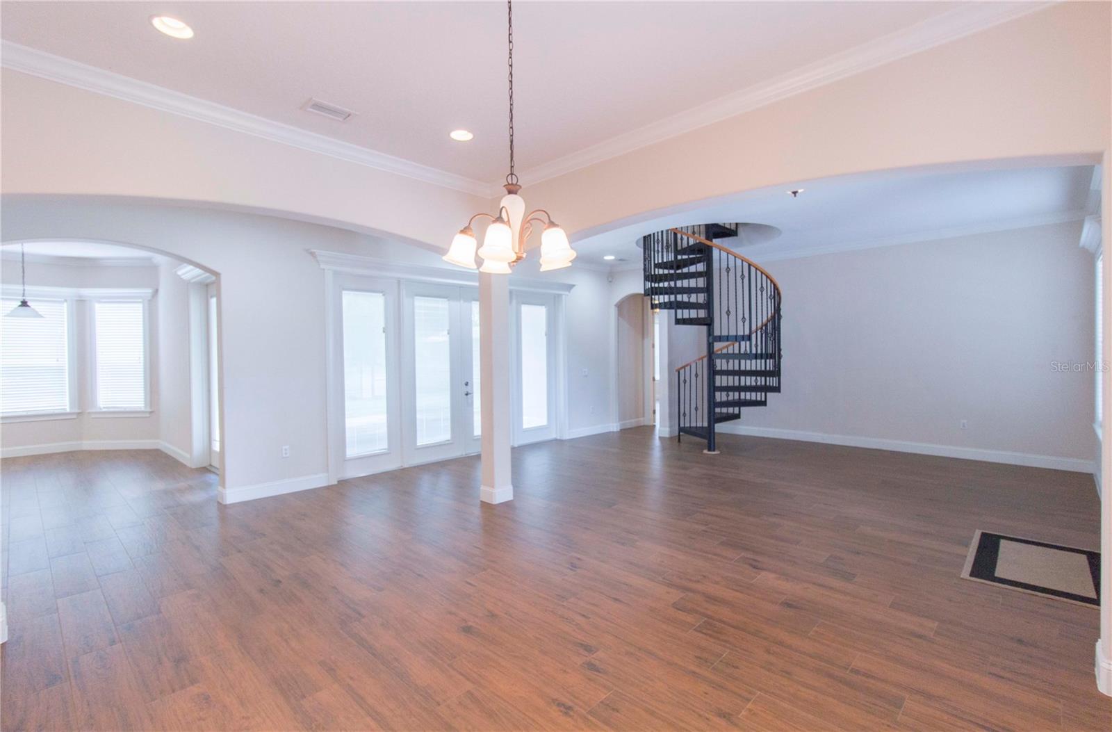 1380 E LAKE SHORE BLVD, KISSIMMEE, FL, 34744