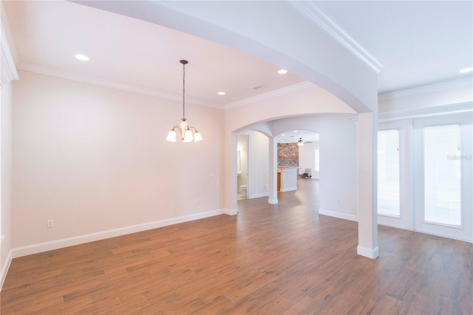 1380 E LAKE SHORE BLVD, KISSIMMEE, FL, 34744