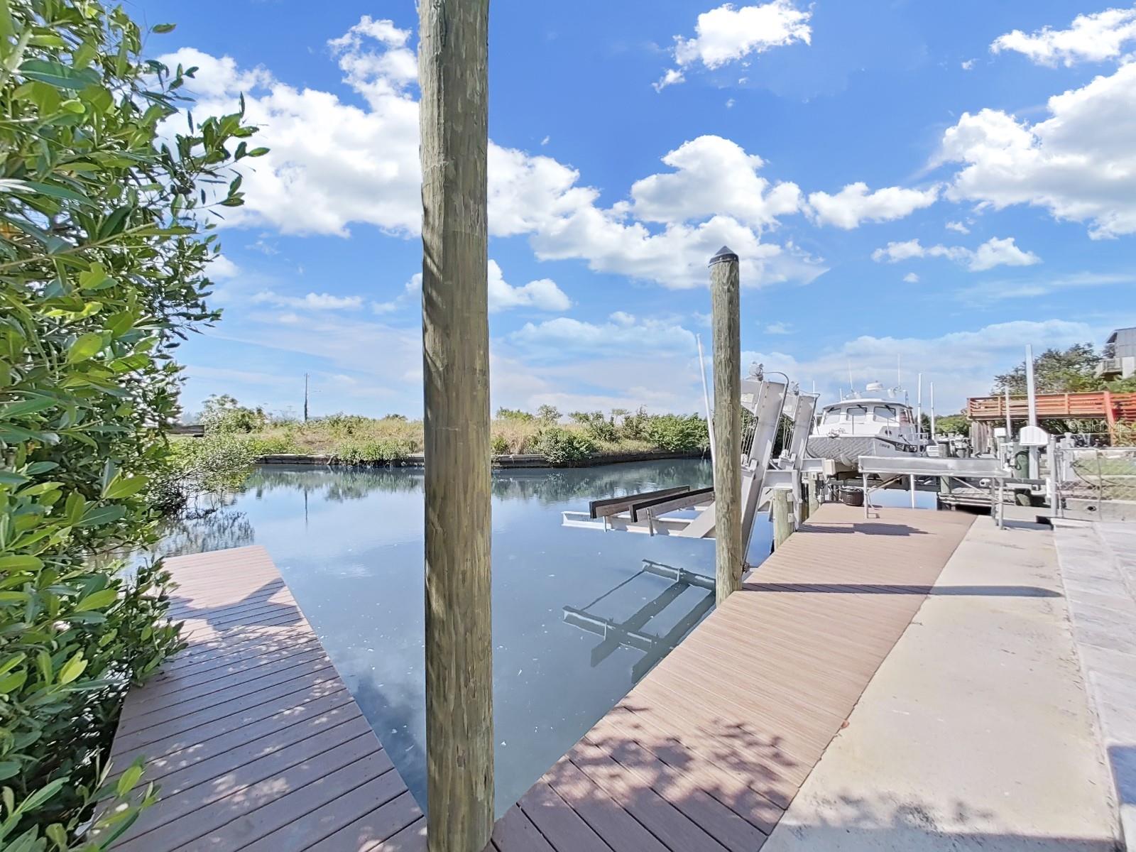 4820 W FLAMINGO RD, TAMPA, FL, 33611