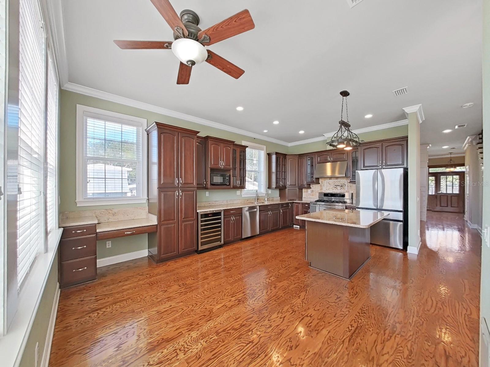 4820 W FLAMINGO RD, TAMPA, FL, 33611