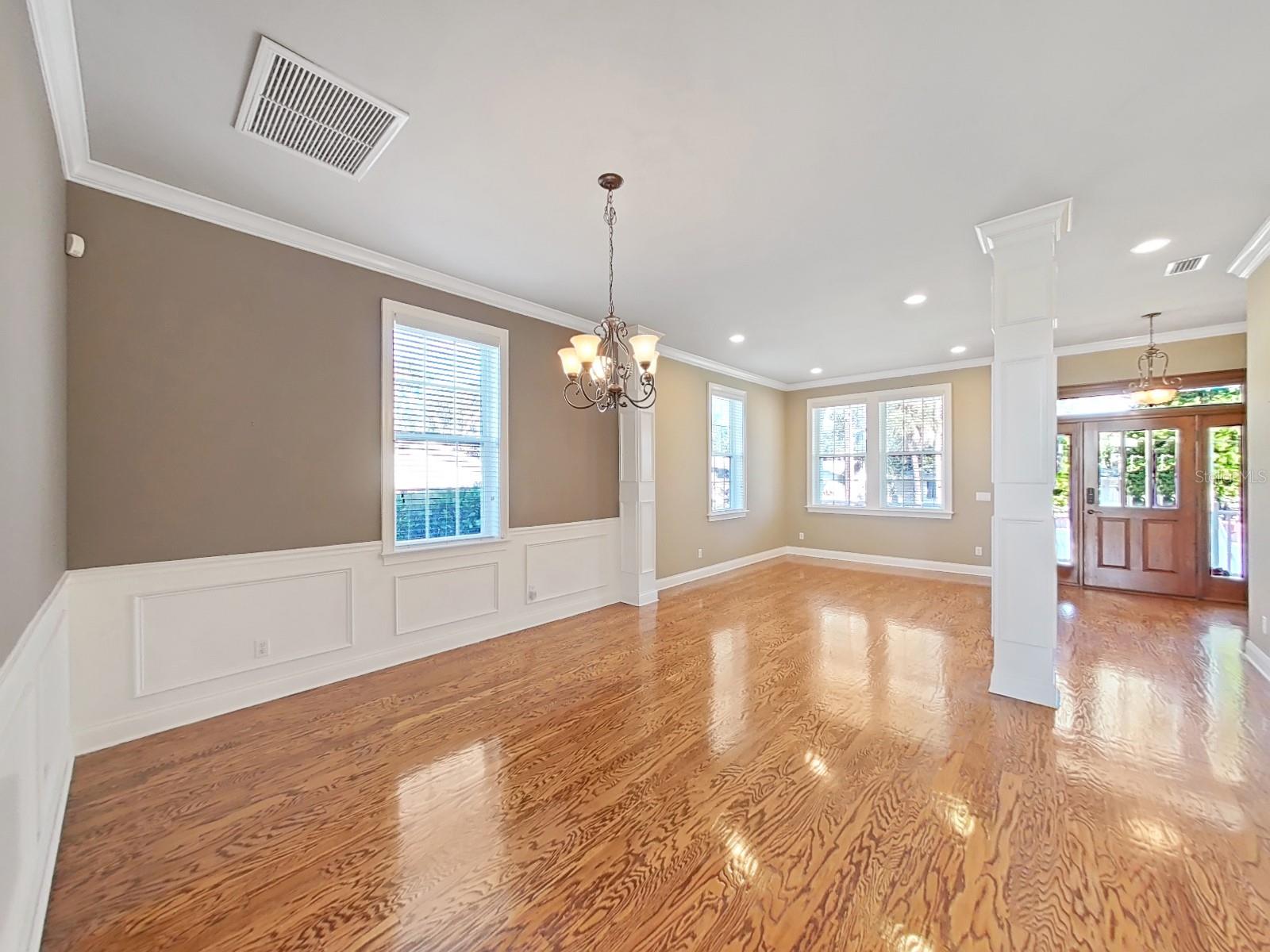 4820 W FLAMINGO RD, TAMPA, FL, 33611