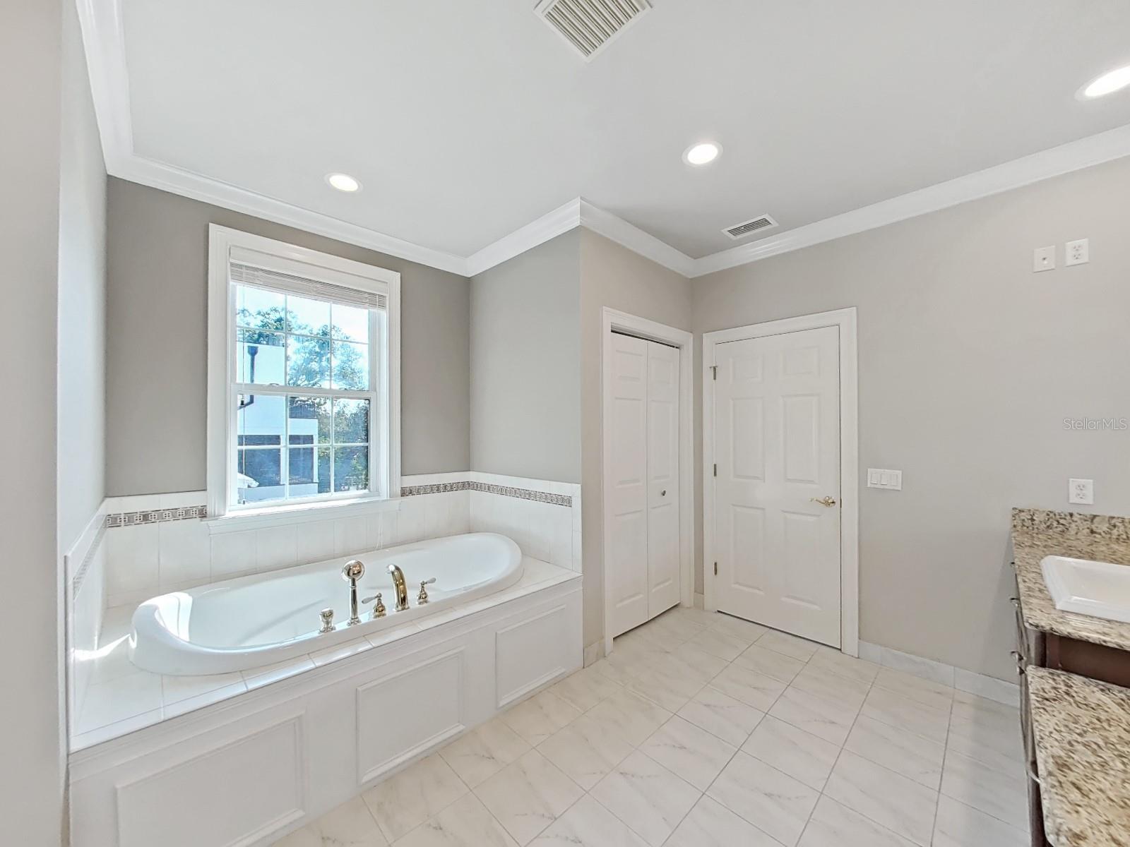 4820 W FLAMINGO RD, TAMPA, FL, 33611