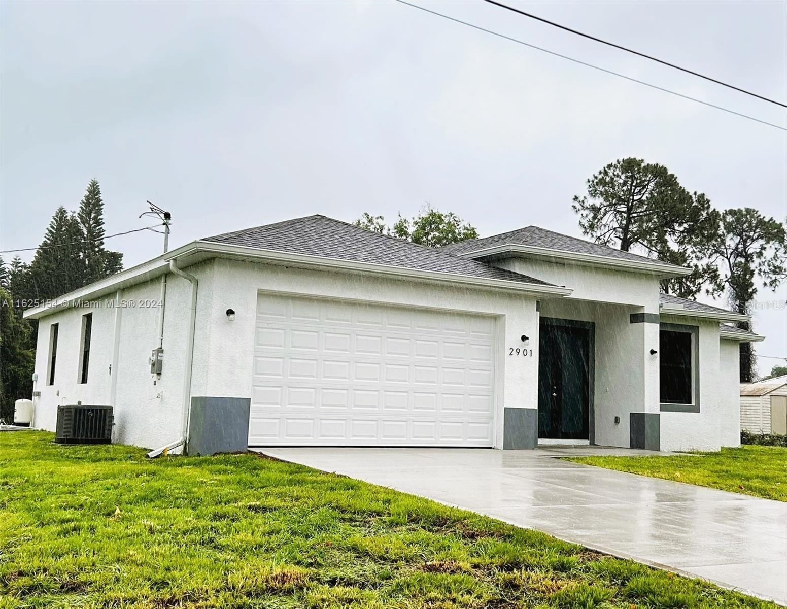 2901 LEELAND HEIGHTS BLVD E, LEHIGH ACRES, FL, 33936