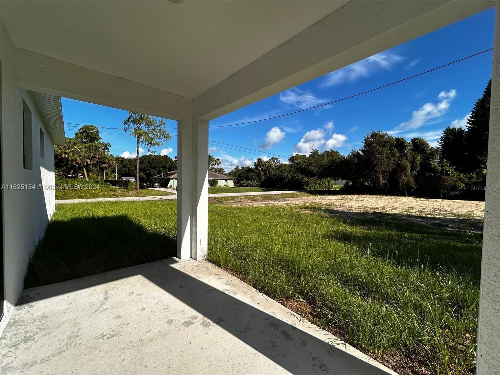 2901 LEELAND HEIGHTS BLVD E, LEHIGH ACRES, FL, 33936