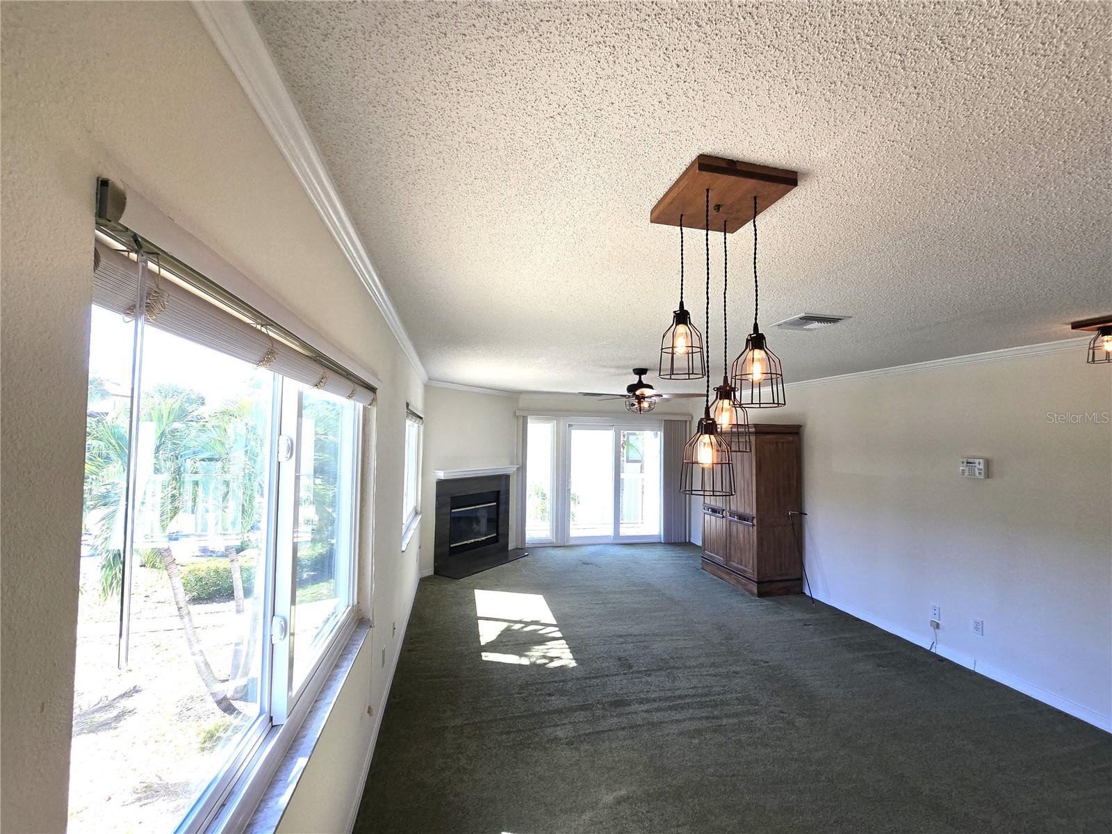 346 MADEIRA CIR, ST PETERSBURG, FL, 33715