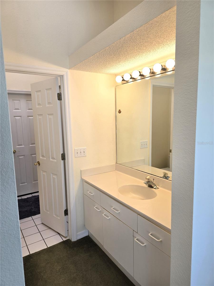 346 MADEIRA CIR, ST PETERSBURG, FL, 33715