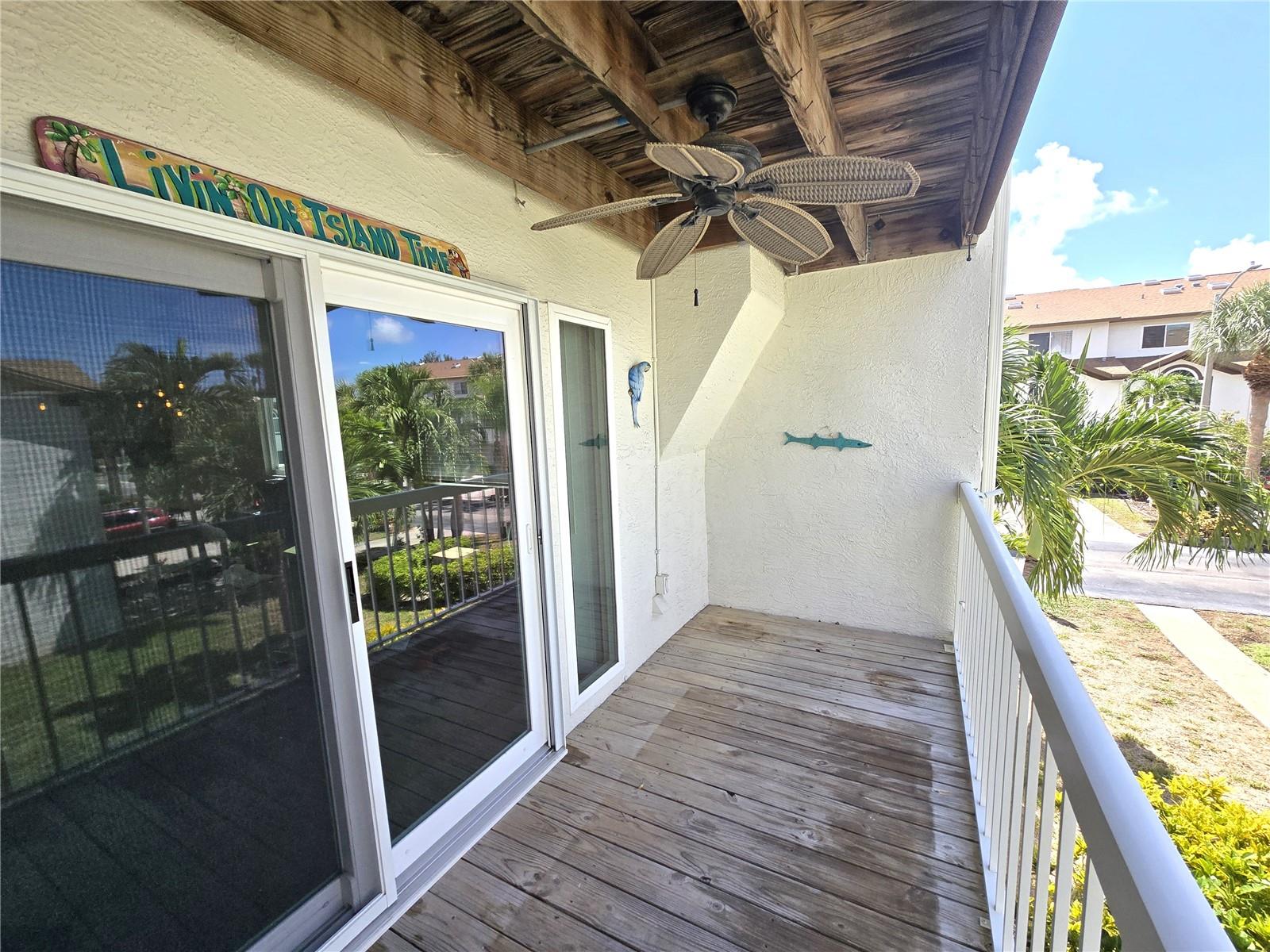 346 MADEIRA CIR, ST PETERSBURG, FL, 33715