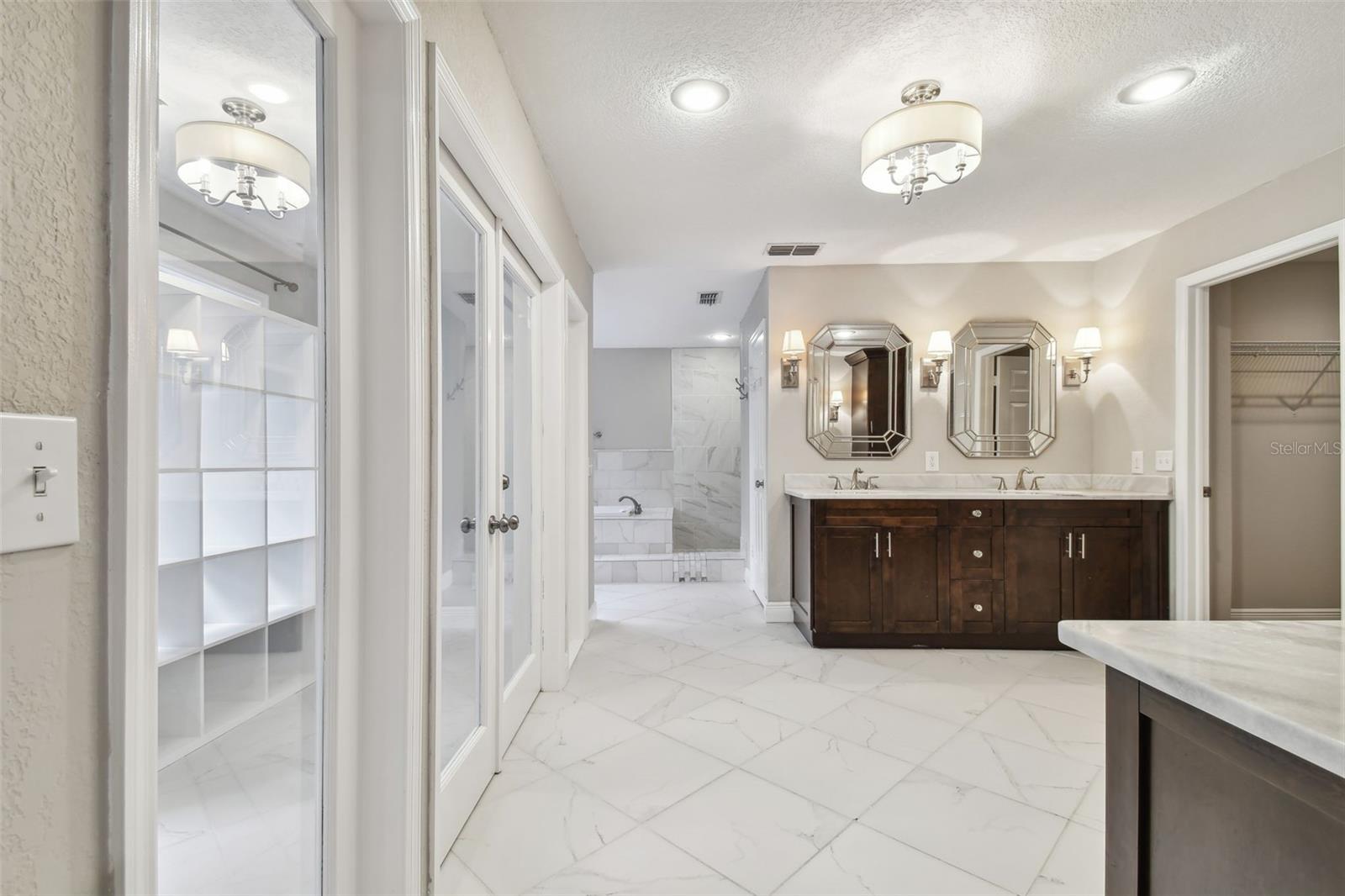 17307 LINDA VISTA CIR, LUTZ, FL, 33548
