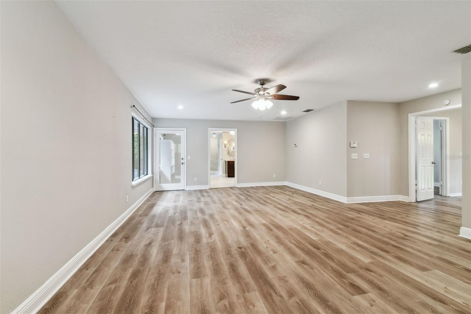 17307 LINDA VISTA CIR, LUTZ, FL, 33548