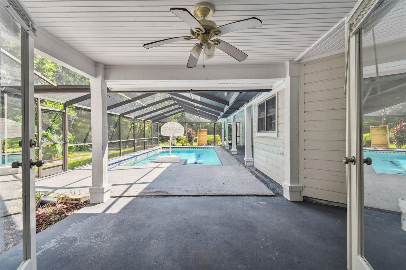 17307 LINDA VISTA CIR, LUTZ, FL, 33548