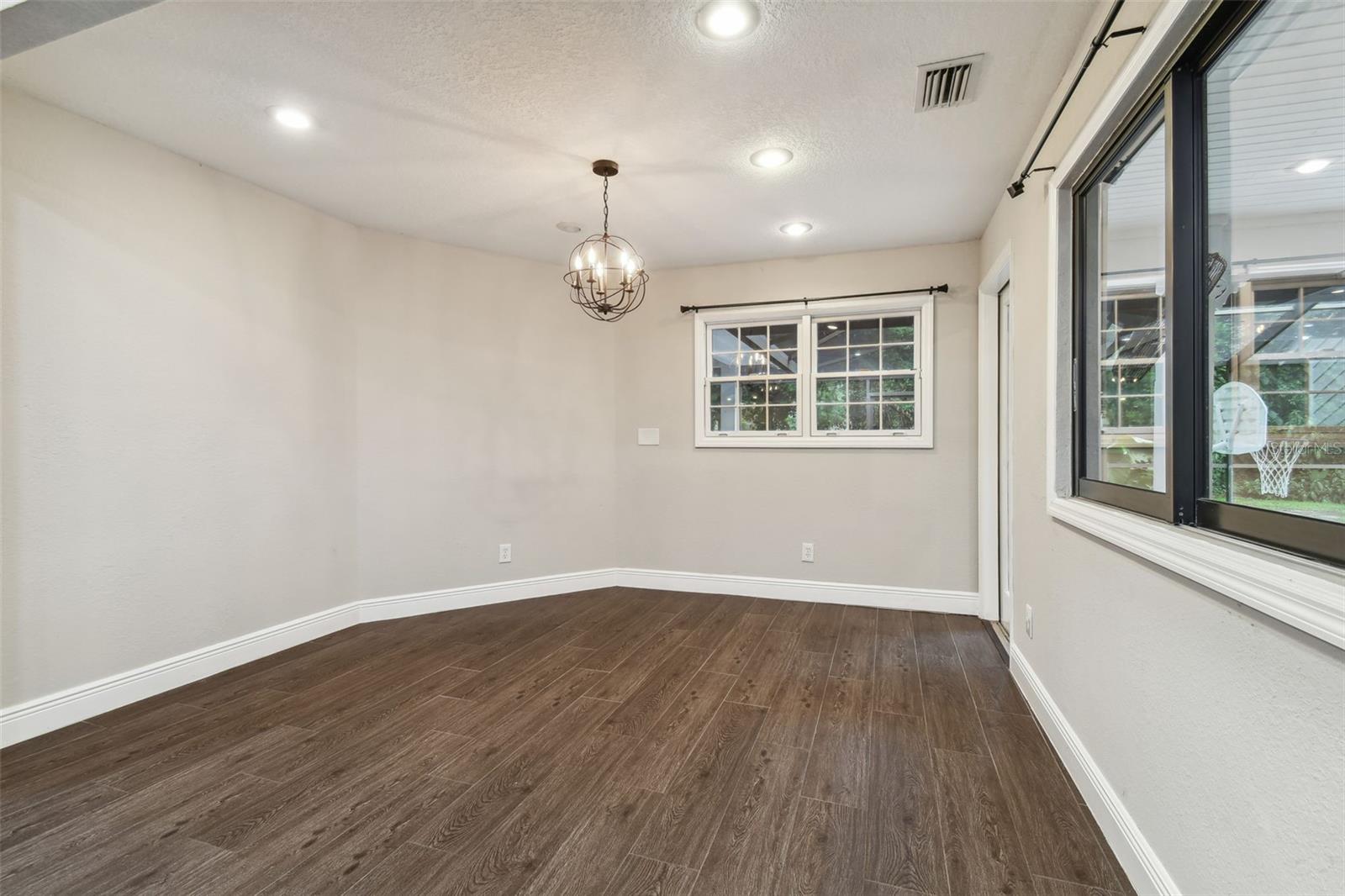 17307 LINDA VISTA CIR, LUTZ, FL, 33548