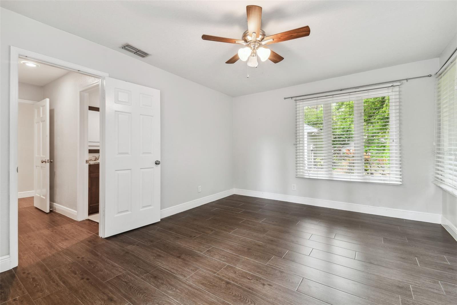 17307 LINDA VISTA CIR, LUTZ, FL, 33548