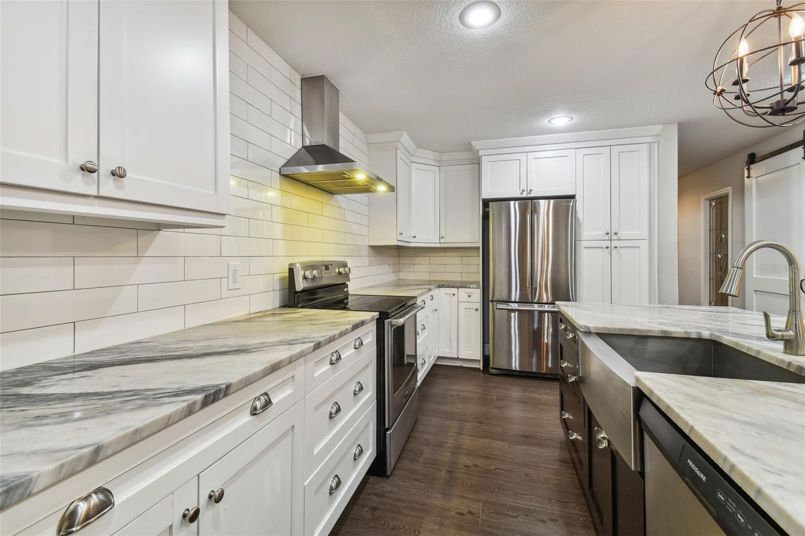 17307 LINDA VISTA CIR, LUTZ, FL, 33548
