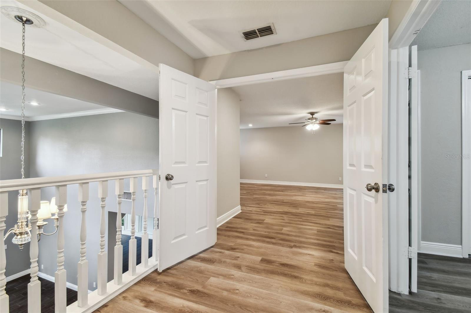 17307 LINDA VISTA CIR, LUTZ, FL, 33548