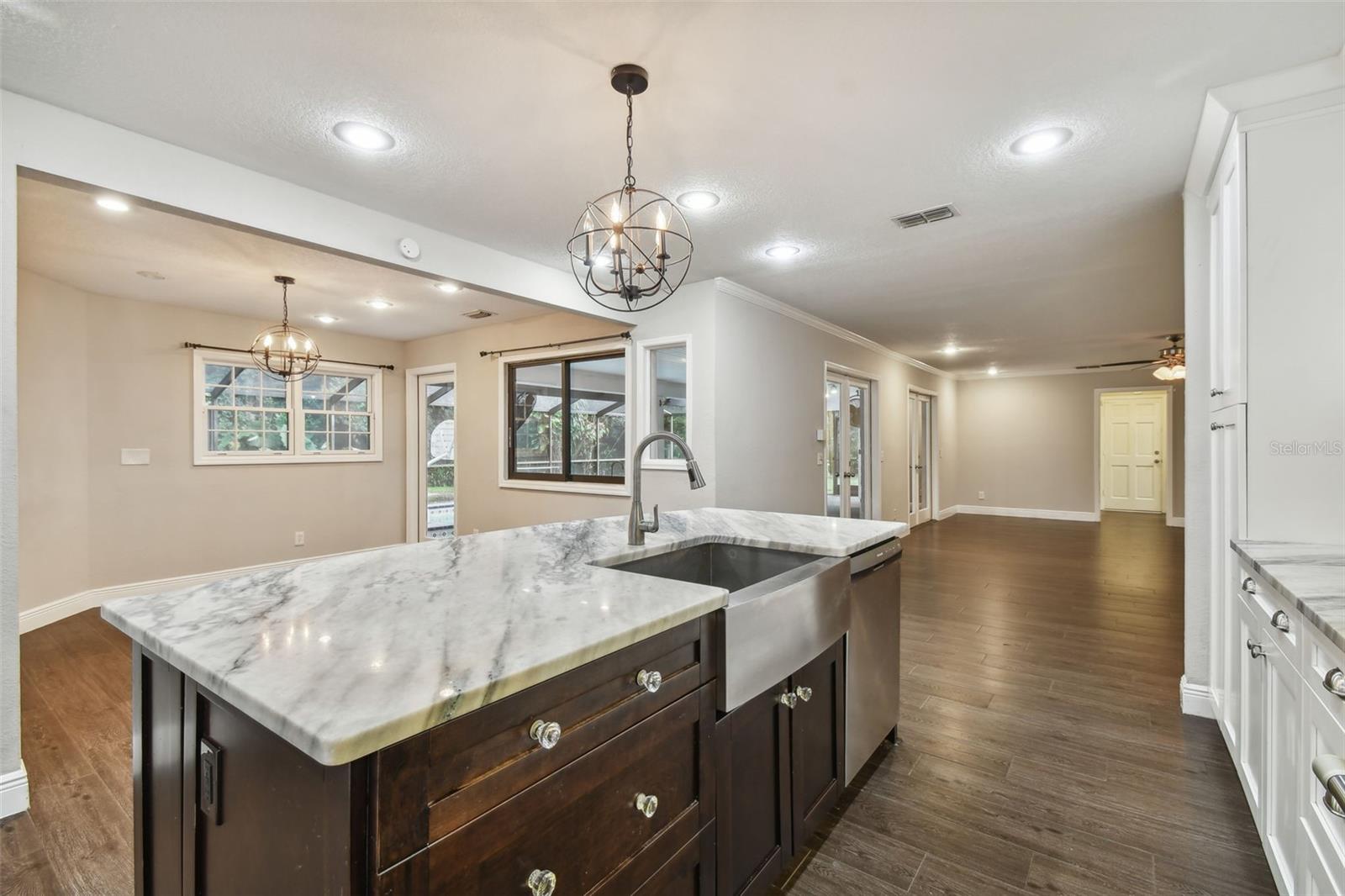 17307 LINDA VISTA CIR, LUTZ, FL, 33548