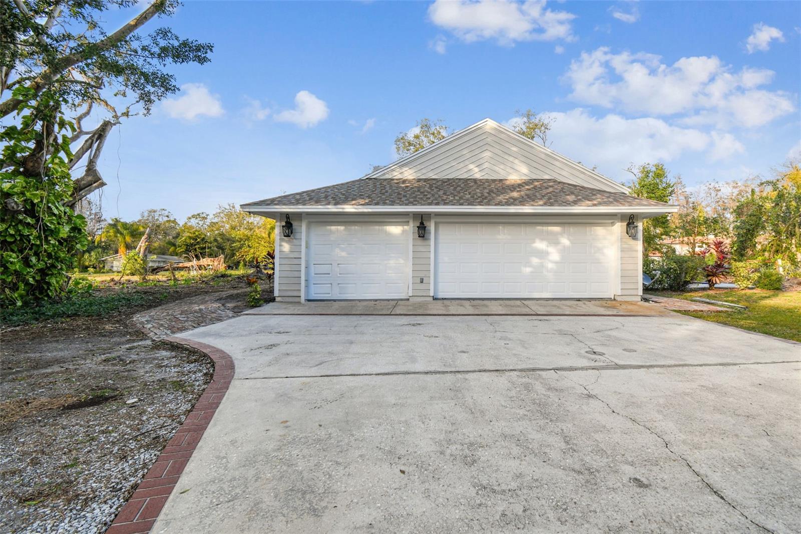 17307 LINDA VISTA CIR, LUTZ, FL, 33548