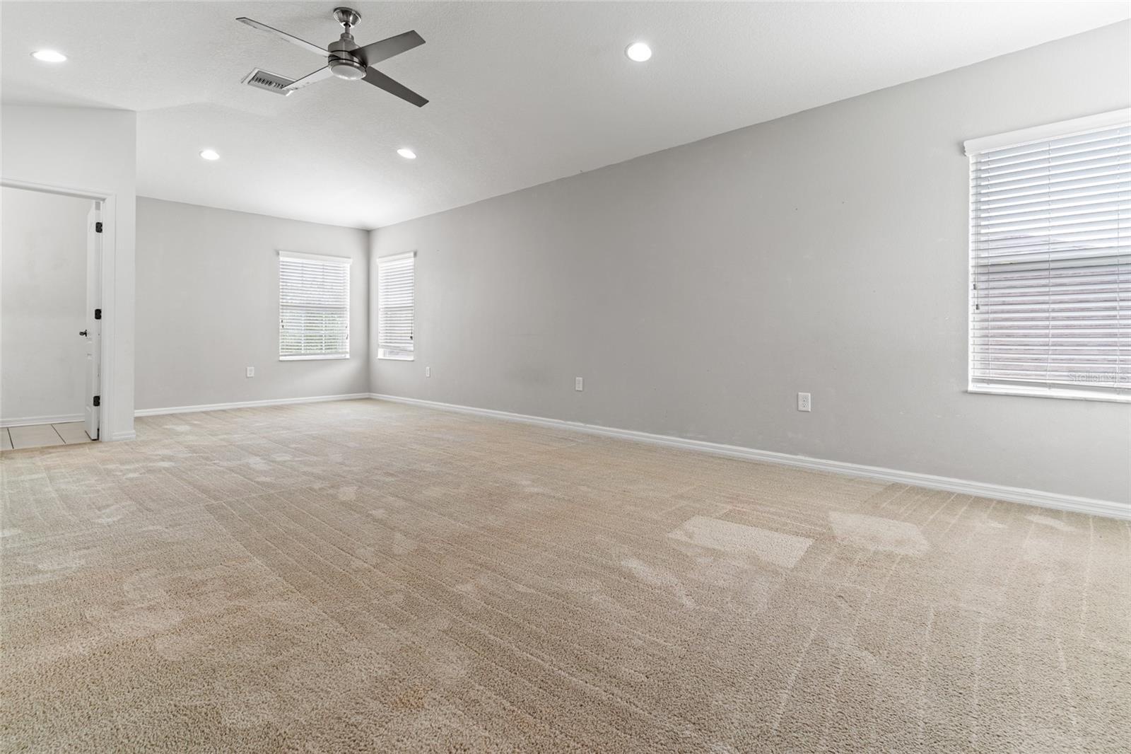 20146 HERITAGE POINT DR, TAMPA, FL, 33647