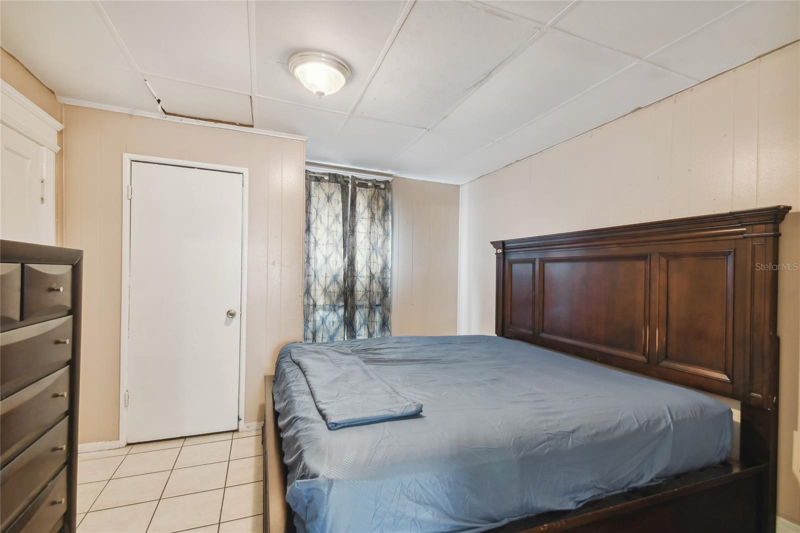 2402-2404 N HIGHLAND AVE, TAMPA, FL, 33602