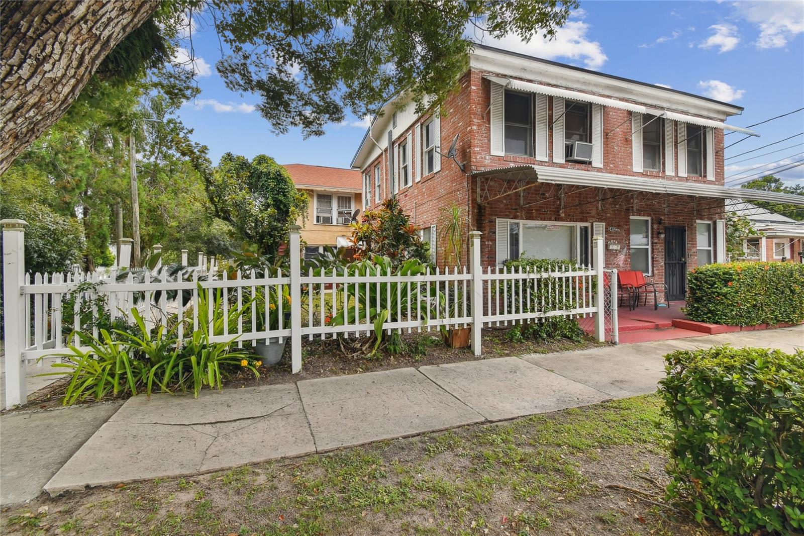 2402-2404 N HIGHLAND AVE, TAMPA, FL, 33602