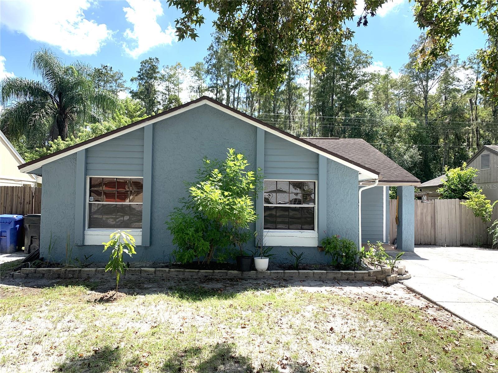 3275 FOX LAKE DR, TAMPA, FL, 33618