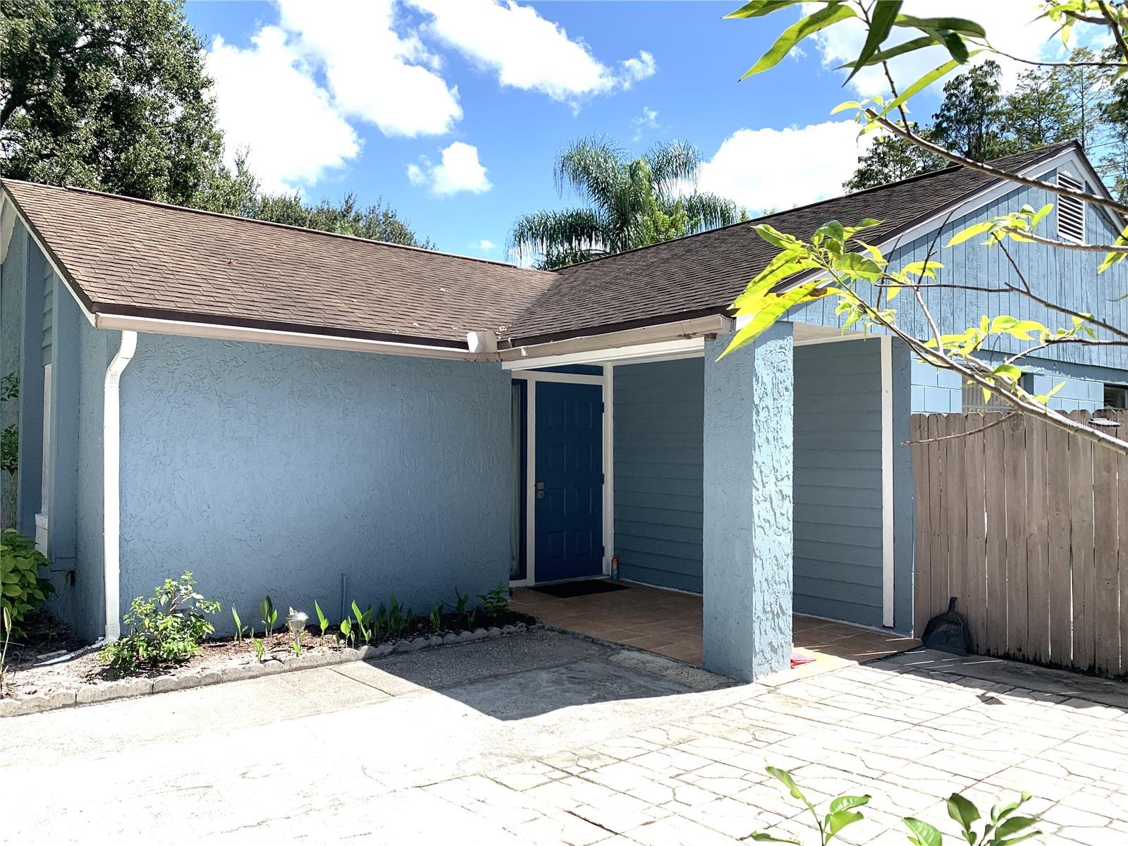 3275 FOX LAKE DR, TAMPA, FL, 33618