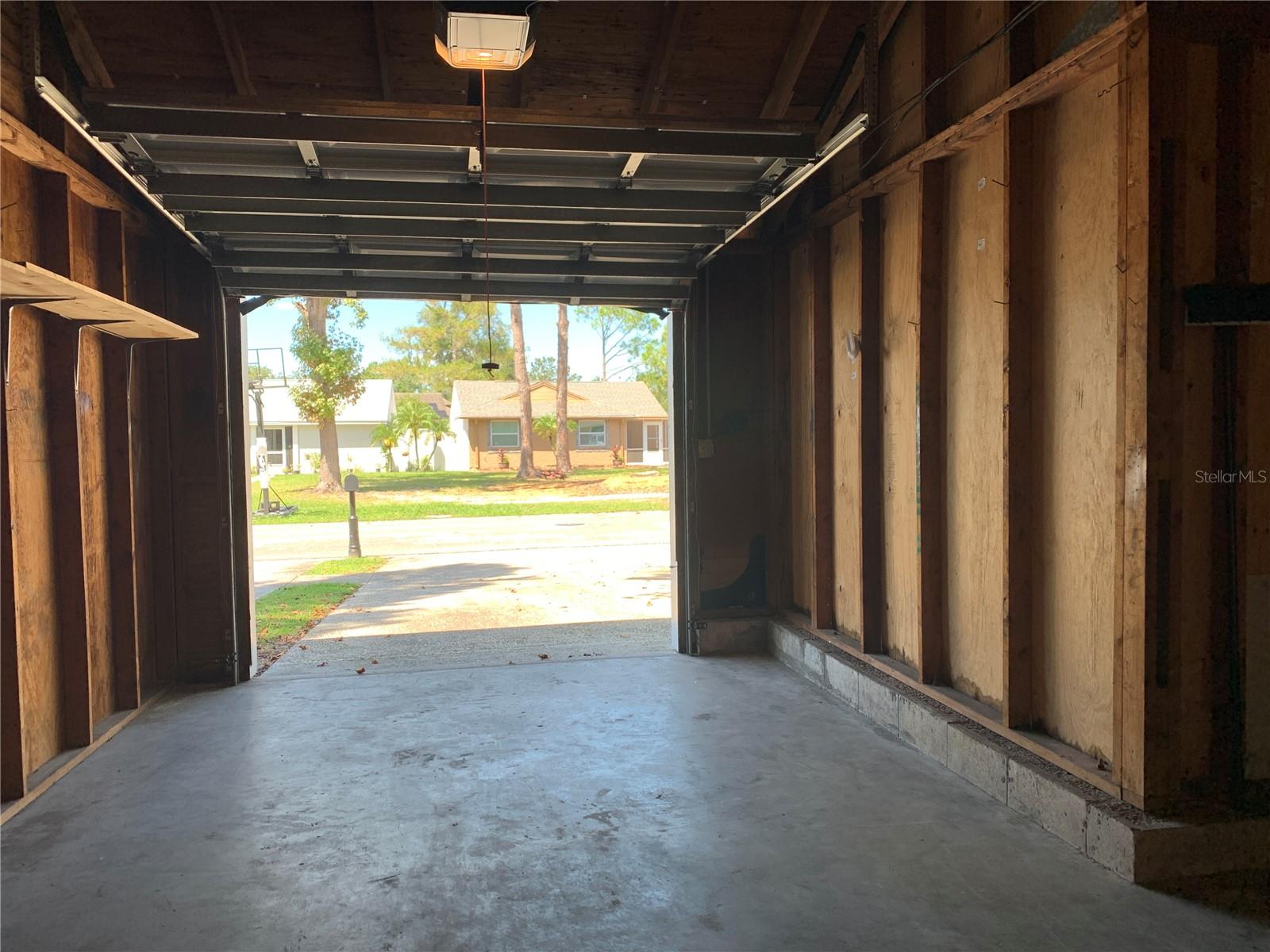 3275 FOX LAKE DR, TAMPA, FL, 33618