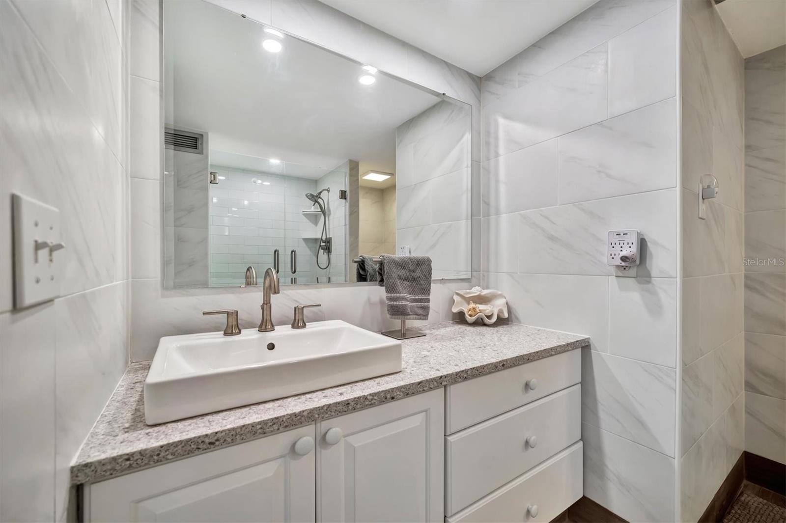 1430 GULF BLVD #109, CLEARWATER BEACH, FL, 33767