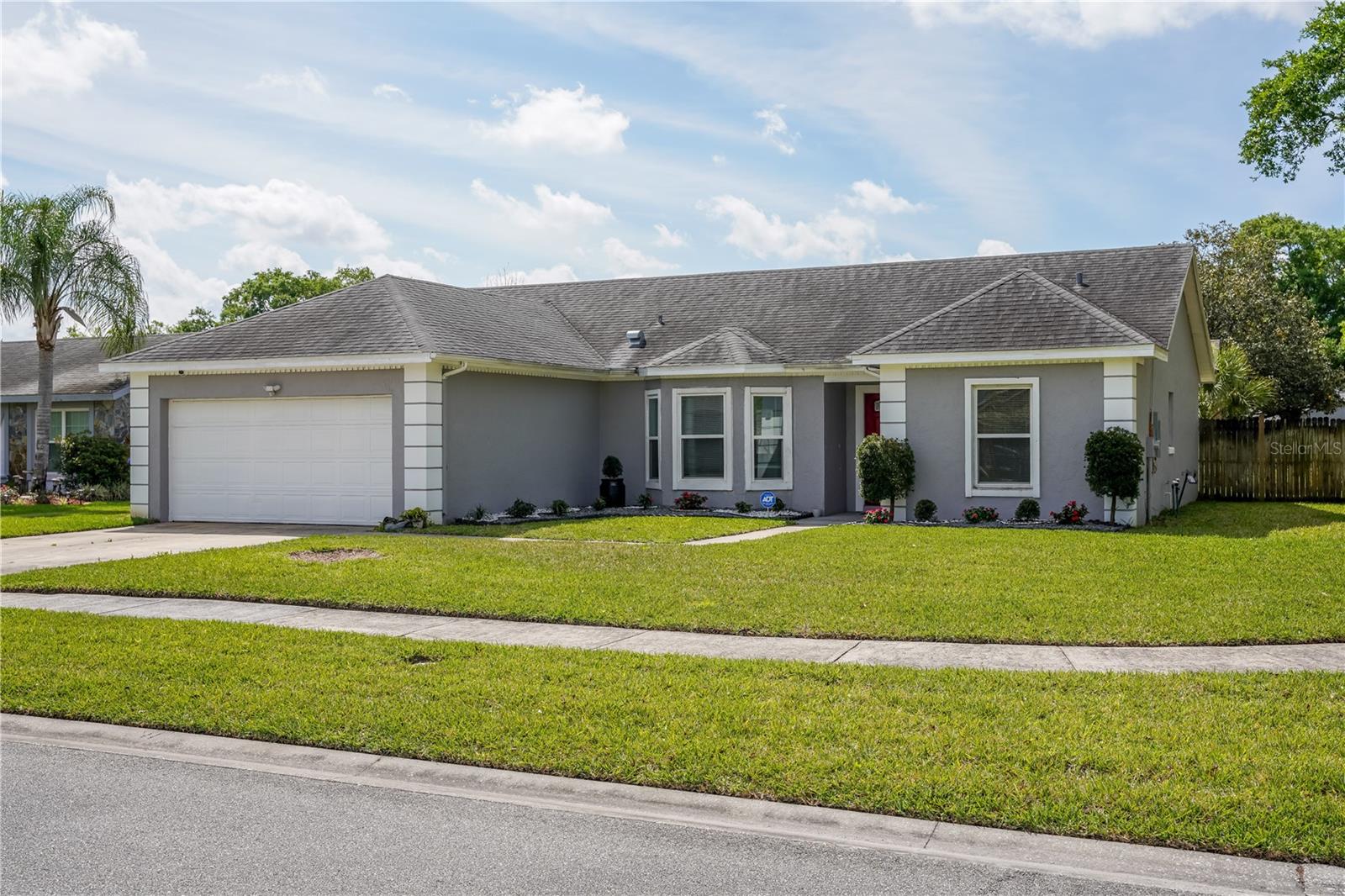9822 PEDDLERS WAY, ORLANDO, FL, 32817
