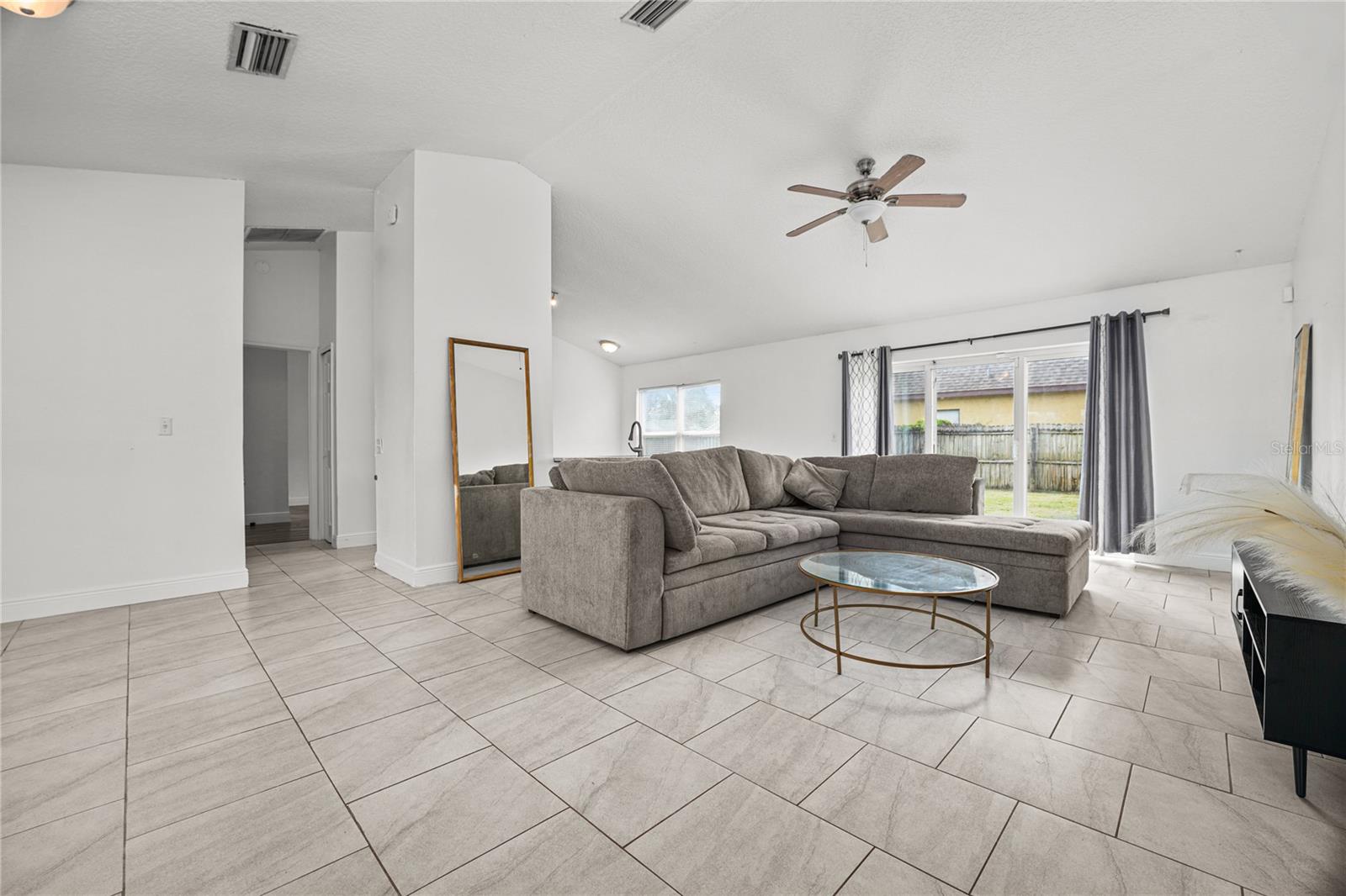 9822 PEDDLERS WAY, ORLANDO, FL, 32817