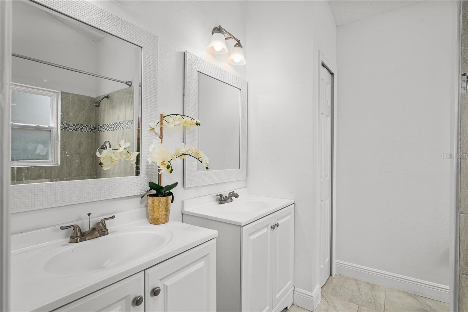 9822 PEDDLERS WAY, ORLANDO, FL, 32817