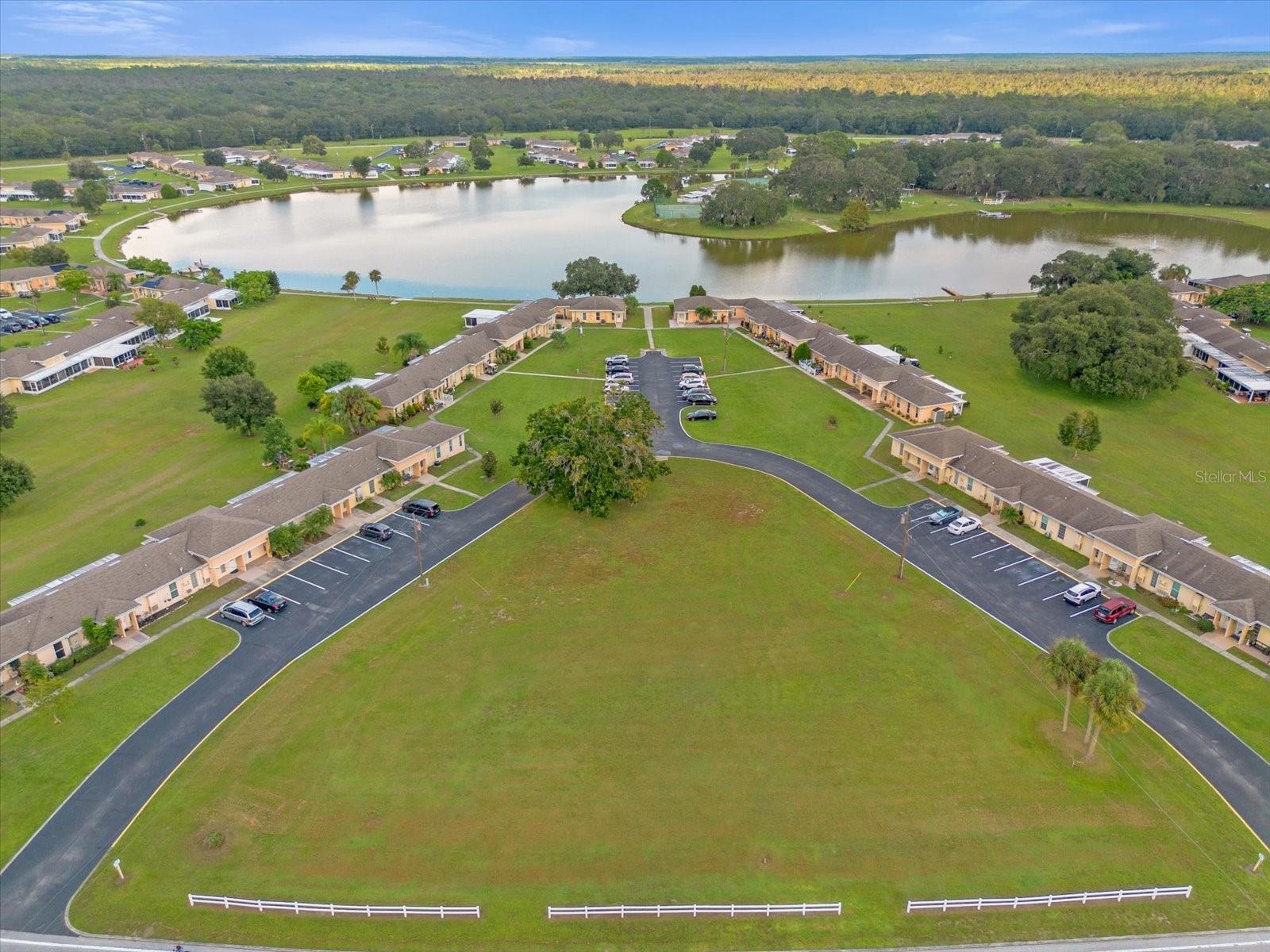 613 CLUB CIR #613, LAKESHORE, FL, 33854