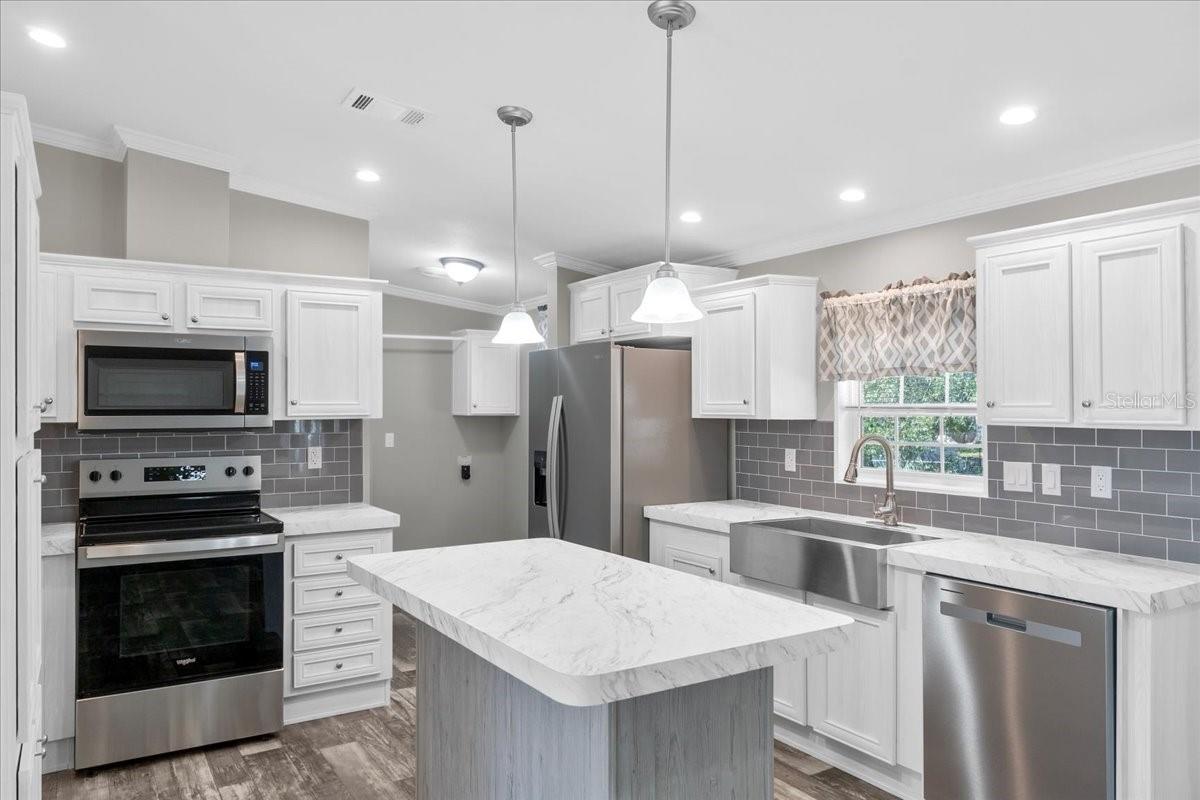 205 GROVE RIDGE DR, WINTER HAVEN, FL, 33880