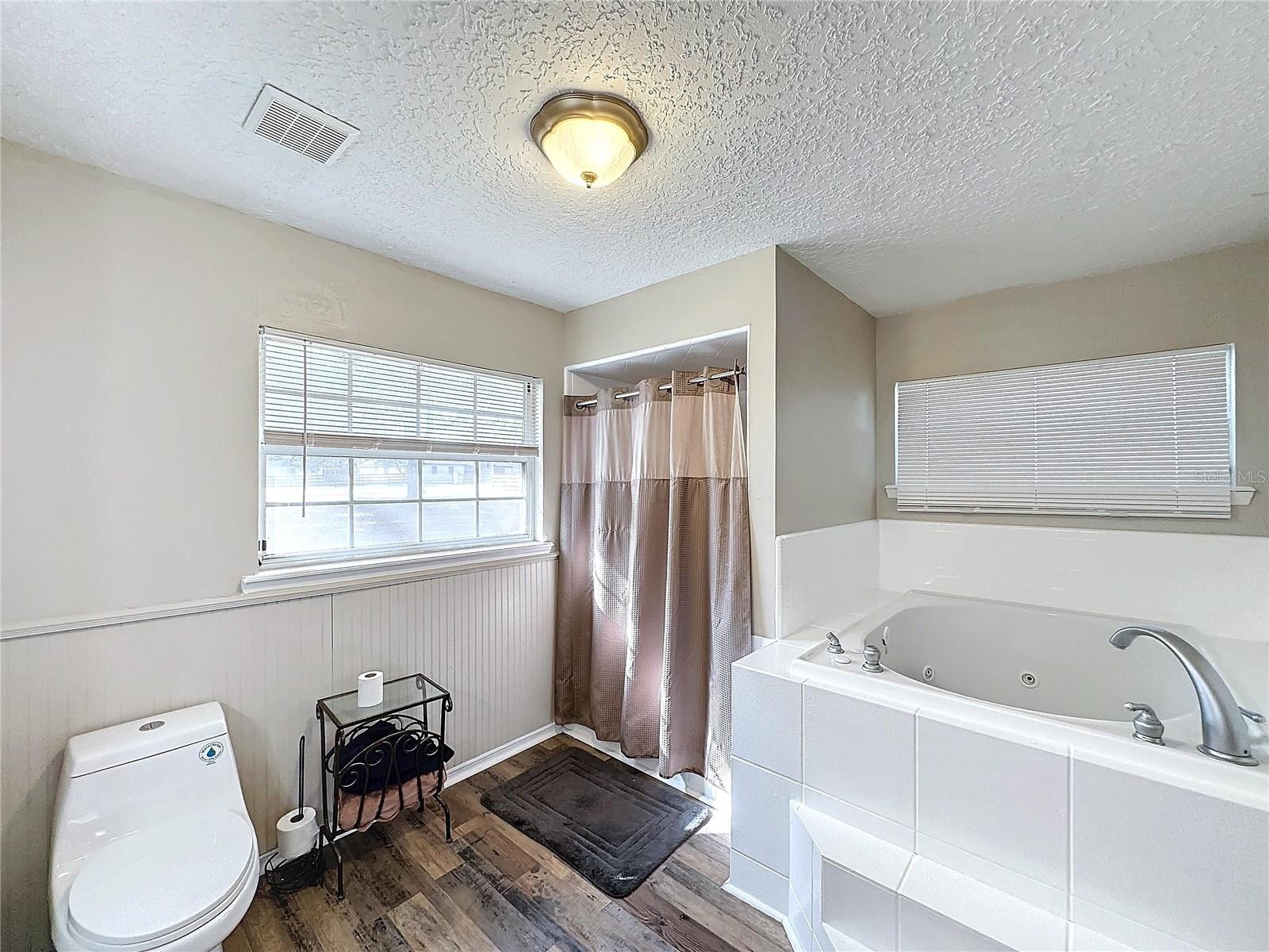 32122 HICKORY LN, SORRENTO, FL, 32776