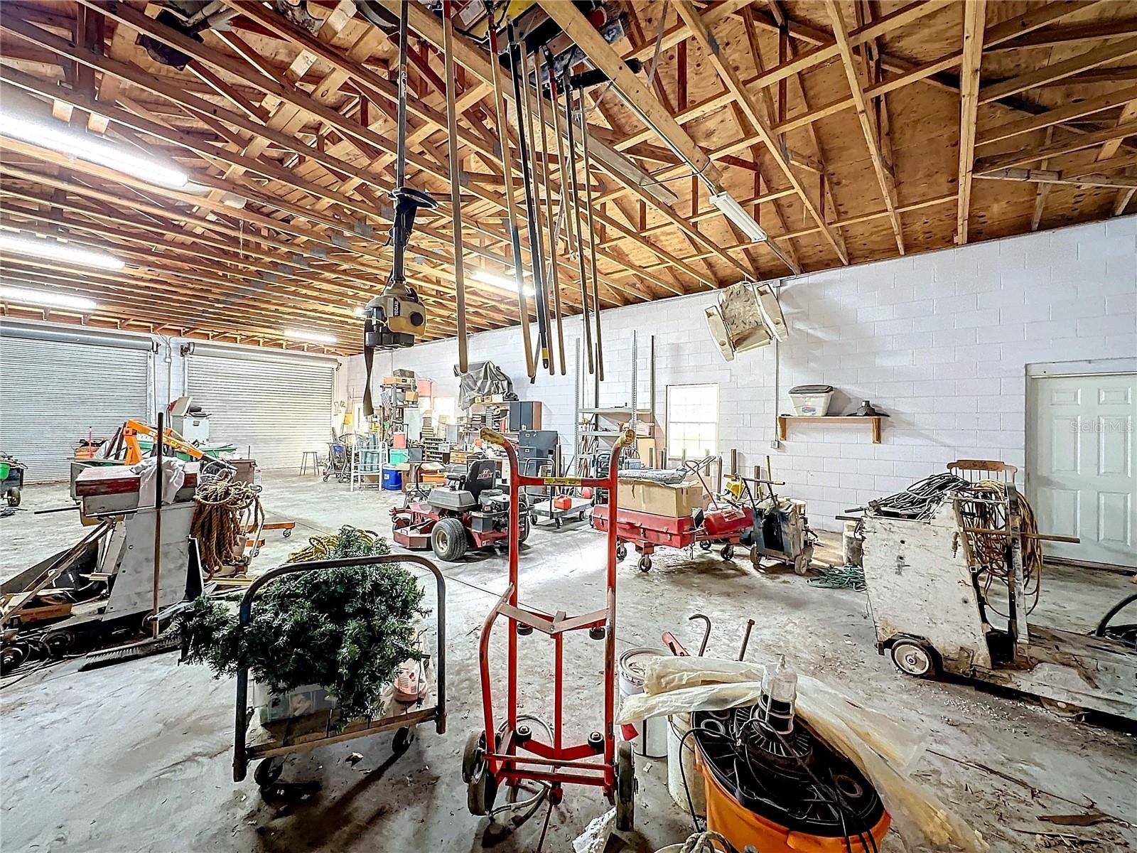 32122 HICKORY LN, SORRENTO, FL, 32776