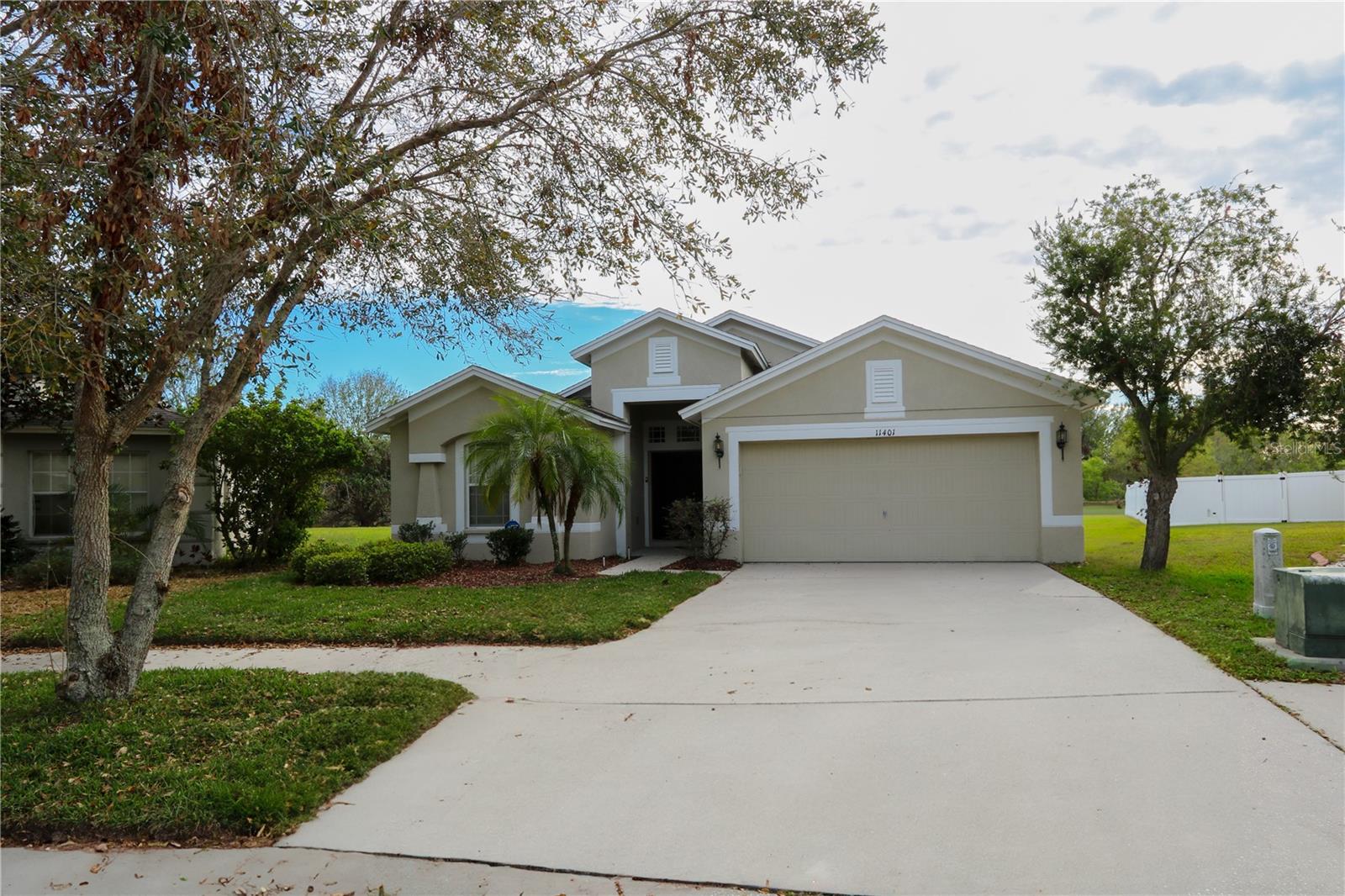 11401 FLORA SPRINGS DR, RIVERVIEW, FL, 33579