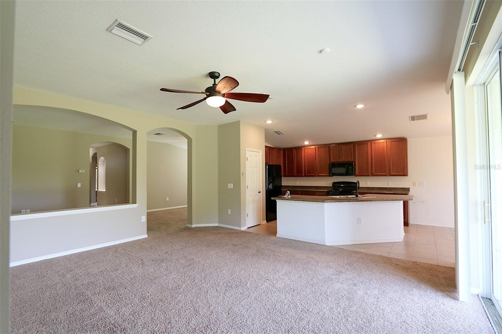 11401 FLORA SPRINGS DR, RIVERVIEW, FL, 33579